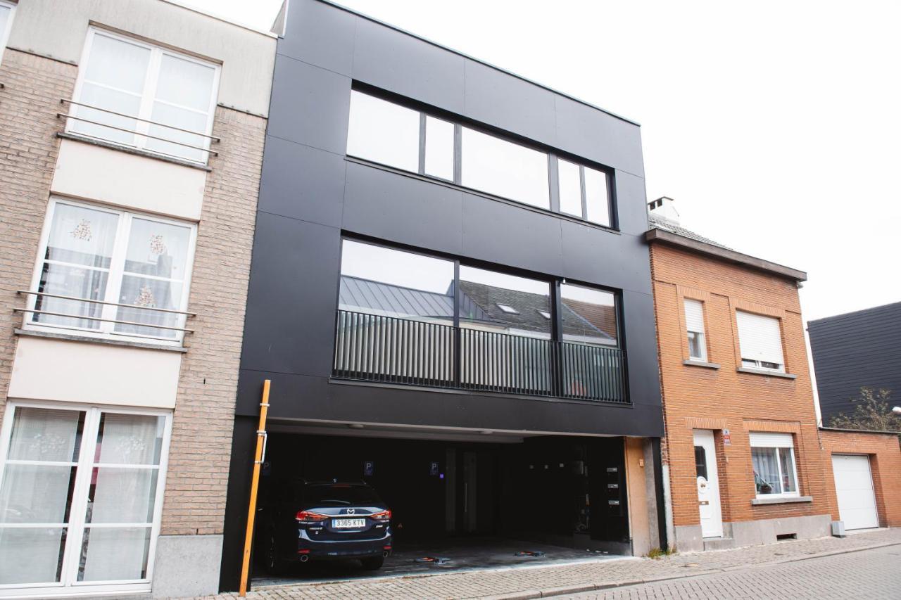 K&y 2 Brussels Airport 500m! Appartement